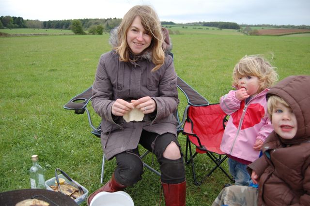 Cath prepares flatbreads for the campfire