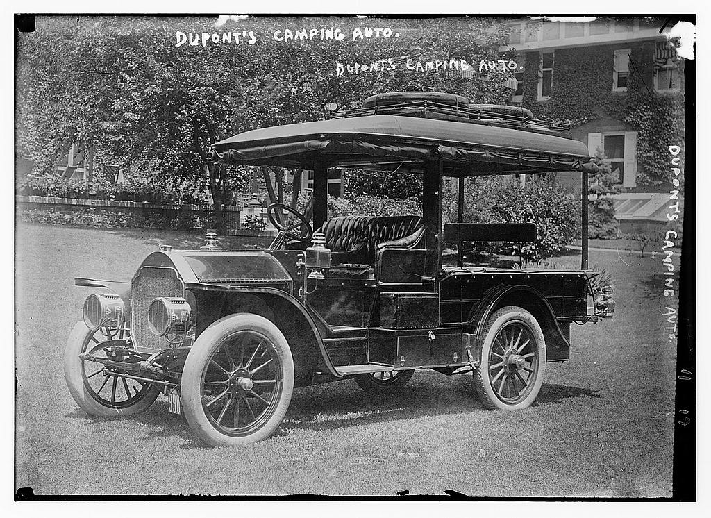 Coleman Du Pont's camping auto